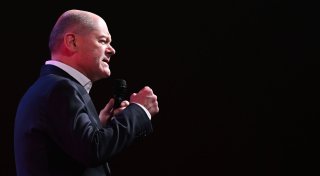 Merz und Scholz im Fernduell - Werben um Wähler in NRW