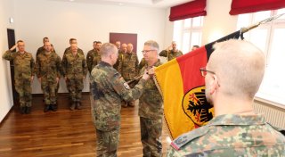 Führungswechsel in Höxters Kaserne nachgeholt: Das Unglück kurz vergessen