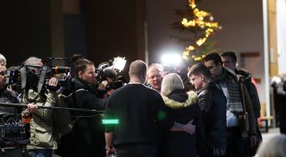 Das Lächeln des Angeklagten: So hat die Familie von Philipos den Prozessauftakt erlebt