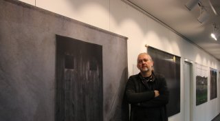 Lokaljournalist Ralf Bittner stellt in Hiddenhausen aus: Fotos zeigen Orte der Erinnerung
