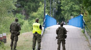 Polen und Deutsche kontrollieren Reisende an der Grenze