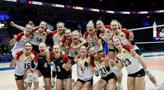 Deutsche Volleyballerinnen gewinnen Fünf-Satz-Krimi