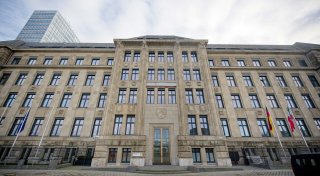 Korruptionsskandal bei Staatskanzlei: Schon 2023 Anzeige zu Sanierung