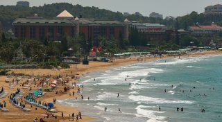 Ausbeutung im Türkei-Tourismus? Kritik an neuer Arbeitsregel