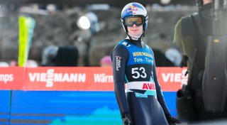 Erster Sieg 2025: Wellinger gewinnt klar in Vikersund