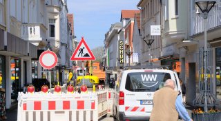 Baustelle erreicht Bad Oeynhausener Einkaufszone - Geschäfte bleiben erreichbar