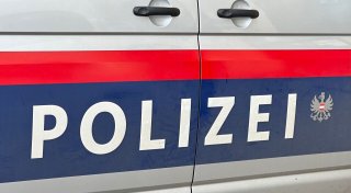 Gleitschirmflieger prallt in Tirol gegen Bergstation
