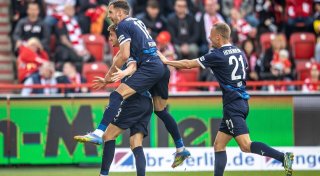 3:0 bei Union: Heidenheim hat Relegationsplatz sicher
