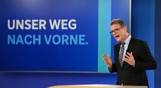 Deutsche Bank bleibt trotz Gewinneinbruch zuversichtlich