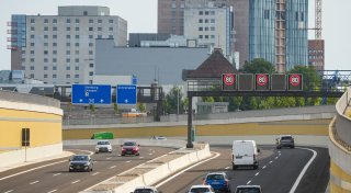 Umstrittenes Teilstück der A100 in Berlin eröffnet
