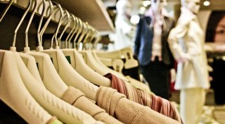 Modegeschäft schließt, Häuser für Flüchtlinge und eine Bordell-Hochburg