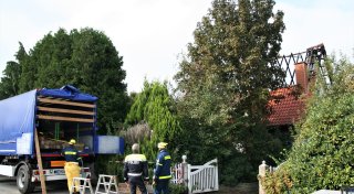 Nach Großbrand in Enger: Polizei findet Leiche in Brandruine