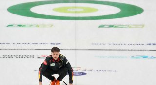 Deutsche Curling-Männer zittern sich zum Olympia-Ticket