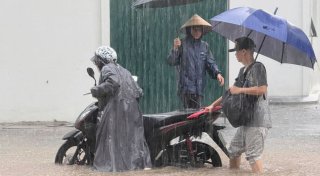 Tote und Schäden durch Taifun «Kajiki» in Vietnam
