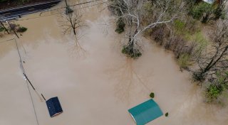 Land unter in den USA: Mindestens 16 Tote bei Unwettern