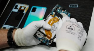 Warum Sie beim neuen Energielabel für Smartphones genau hinschauen sollten