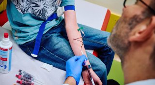 „System bedingt das Problem“: Ärztevertreter erklärt übertriebene Befunde in Patientenakten