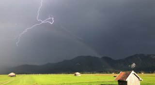 Drei Tote bei Blitzschlag in Österreich