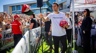 FBI bittet nach Tod von Charlie Kirk mit Fotos um Hinweise