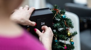 Adventskalender ohne Schokolade: Drei Trends für Erwachsene