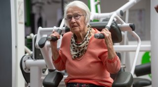 «Disziplin ist alles» - 100-Jährige im Fitness-Studio
