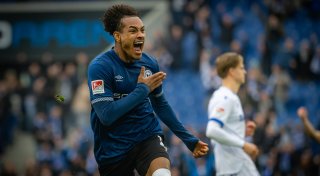 „Taddel“ traumhaft tadellos: Arminia Bielefeld fertigt Karlsruhe 4:0 ab