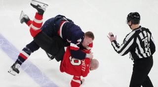 Drei Prügeleien in neun Sekunden: USA gewinnen gegen Kanada