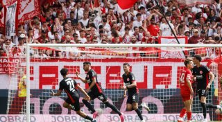 BVB und Eintracht feiern - Heidenheim in die Relegation