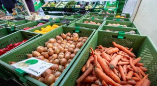 Etwa 40 Stände sind beim Wochenmarkt auf dem Liboriberg dabei