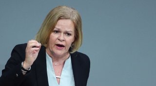 Faeser zu Brandanschlag auf Frau: Tat kein Einzelfall