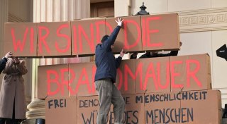 Studie: Brandmauer zur AfD in Ost und West ähnlich fest
