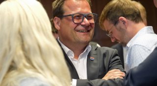 Triumph des Volkstribunen: Bad Oeynhausener Bürgermeister wiedergewählt