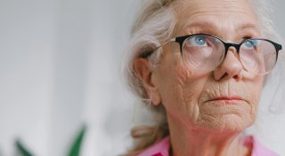 Gegen das Alleinsein: So hilft die AWO in Löhne Senioren aus der Einsamkeit