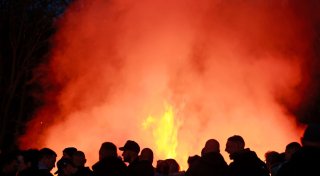 Wegen Trockenheit: Ortsteil von Beverungen sagt Osterfeuer plötzlich ab