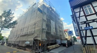Denkmalsanierung in Warburg: Dem Haus Pennig geht`s ans Dach