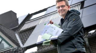 Kündigung mehrfach ignoriert: Mann im Kreis Gütersloh verärgert über Unternehmen Eon