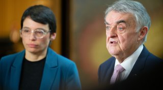 Polizeischüsse auf Zwölfjährige: NRW-Landesregierung erklärt sich in Sondersitzung