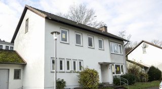 Große Enttäuschung: Bielefelder Offiziersvilla weit unter Wert versteigert