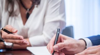 Probleme bei Schadenregulierung: Was Versicherte tun können