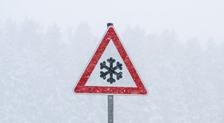 Schnee und Glatteis - Straßen können spiegelglatt werden