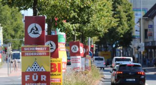 Streit zwischen Paderborner Verkehrsverein und Die Partei: Wem gehören die drei Hasen?