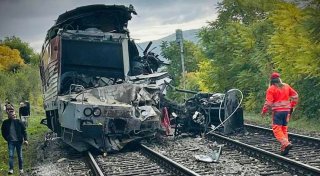 Rund hundert Verletzte bei Zugkollision in der Slowakei