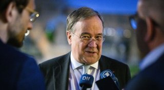 Kostet die Raser-Schlagzeile Armin Laschet (CDU) das Amt des Außenministers?