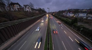 Polizei Bielefeld stoppt gefährliche Rückwärtsfahrt auf dem Ostwestfalendamm