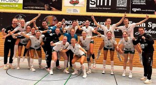 Herforder Handballerinnen jubeln in der Bundesliga