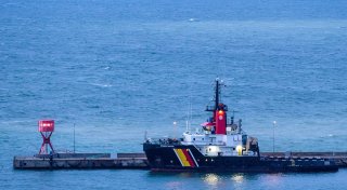 Manövrierunfähiger Öltanker vor Rügen gesichert