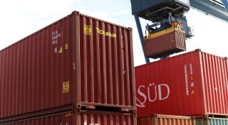 Der Mindener Hafen boomt: Umschlagplatz für viele Weltfirmen in OWL