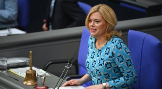 Bundestagspräsidentin Julia Klöckner: „Das Parlament ist kein Laufsteg“