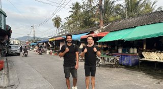 Lustige Fails und Reise-Hotspots: Podcast-Duo aus Höxter entdeckt die Welt