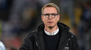 Niederlage in Rostock: Arminia-Sportchef Mutzel hofft auf einen Lerneffekt